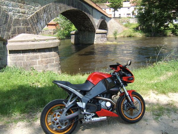 PRJET BUELL R/S by daytonateur... - Page 7 E1f668e5